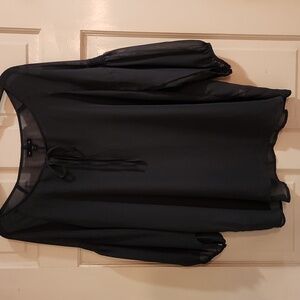 XL Gap Gray Sheer Top